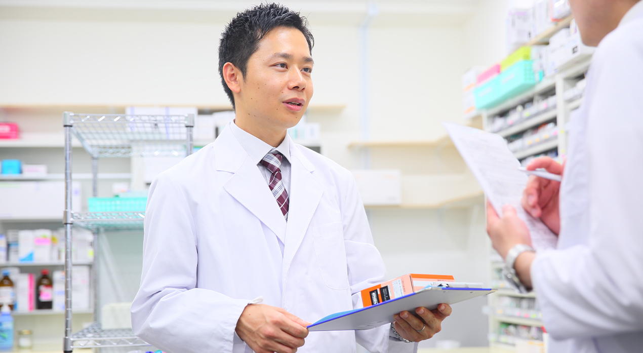 ルナ調剤株式会社